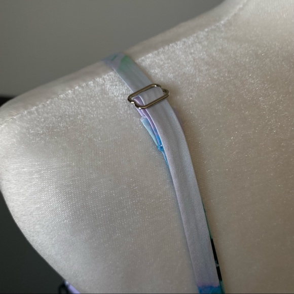 NICOLE MILLER spaghetti adjusted surplice neck open leg floral print satin sz XS - Picture 10 of 17